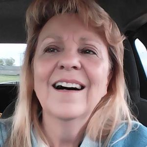 Meet your Posher, Tina